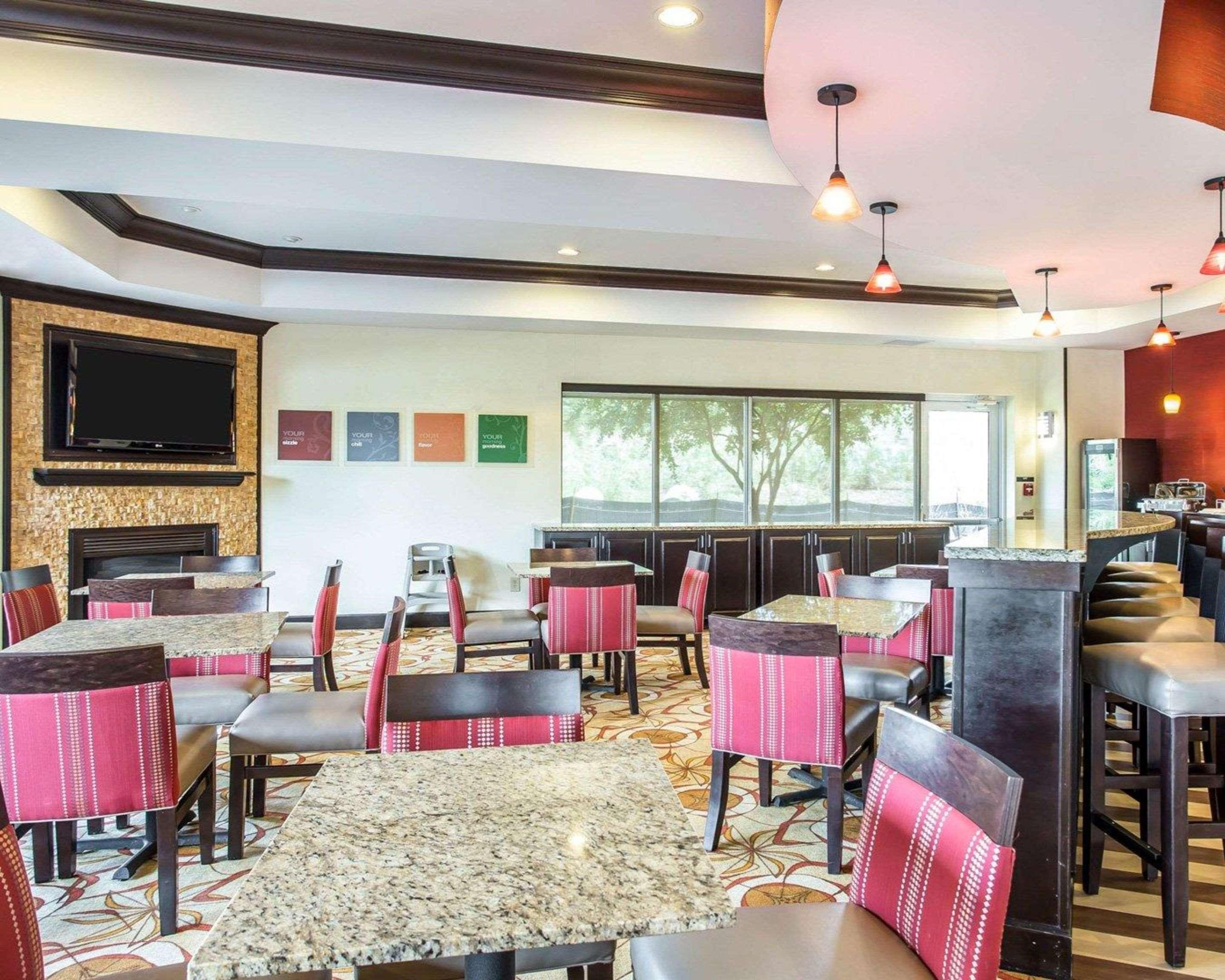 Comfort Suites Rock Hill Manchester Meadows Area Eksteriør bilde